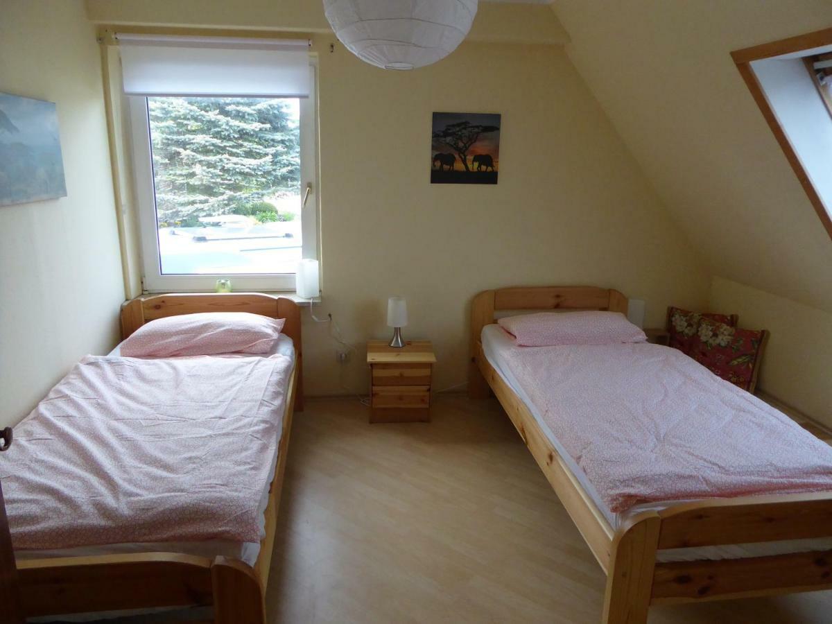 Ostseeferienwohnung Storchennest Dassow Exterior photo